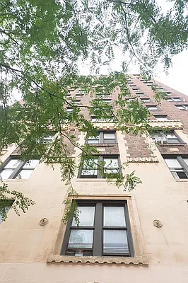Rented by Platinum Properties | media 9