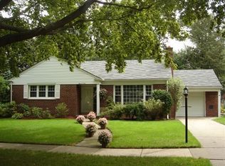 1106 Marywood Dr, Royal Oak, MI 48067