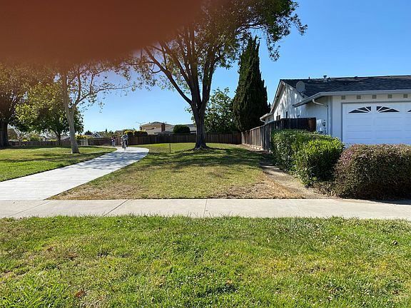 Green Belt next to House