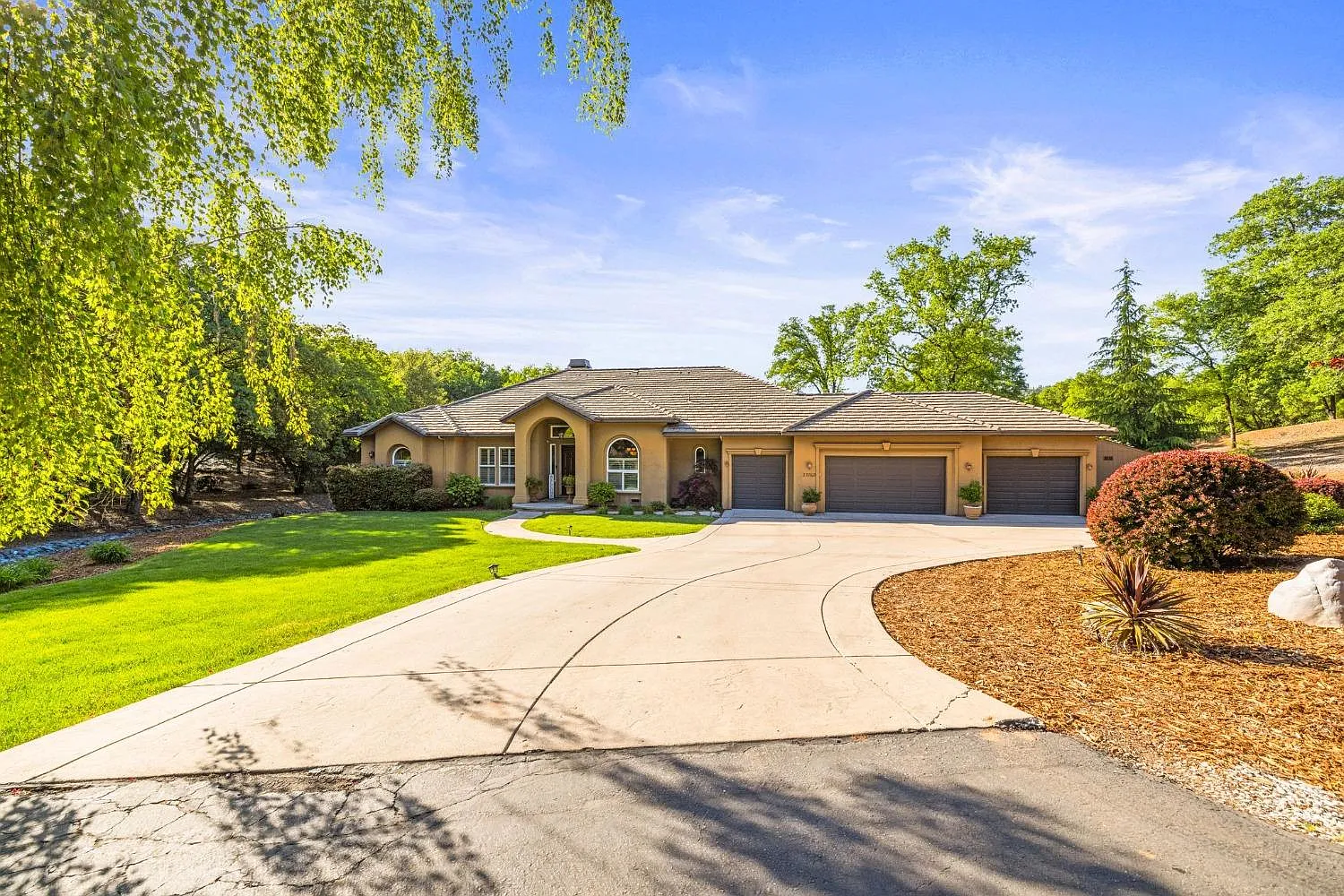 13760 Blackwood Way photo 1