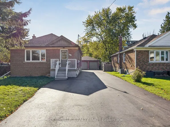 33 Maida Vale, Scarborough, ON M1K 2X8