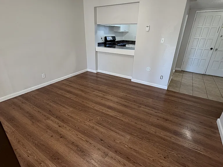 The Franciscan Apartments — Photo 10