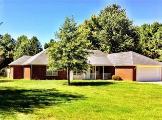 1304 N 24th St, Rogers, AR 72756
