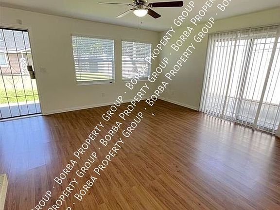 4th image of 9324 Palm St #A