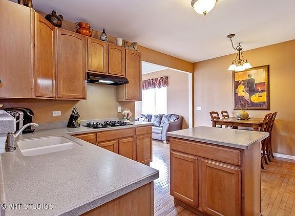 5th image of 6704 Glenmoor Ct
