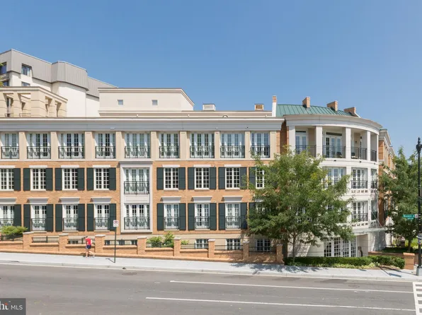 2501 Wisconsin Ave NW APT 302, Washington, DC 20007