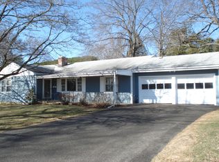 31 Lyle Ter, Stratford, CT 06614