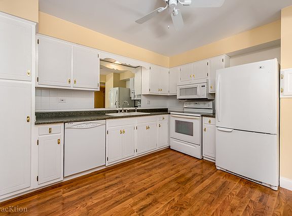4th image of 4225 Saratoga Ave APT 112B