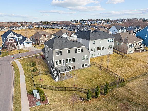 2nd image of 6055 Jewel Ln N