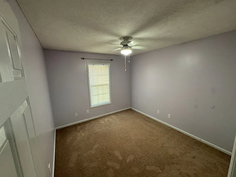 665 Americana Dr — Photo 10