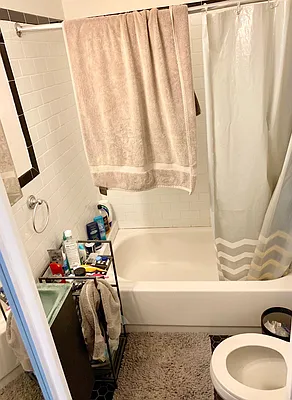 Rented by Keller Williams NYC | media 19