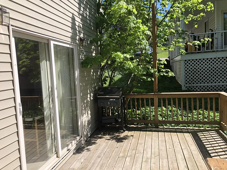 204 Quincy St — Photo 13