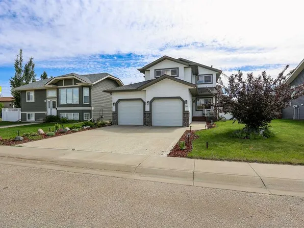 98 N Pine Cres, Blackfalds, AB T4M 0E2