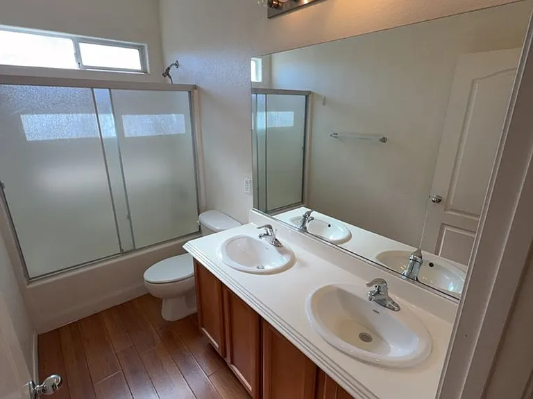 10750 Avenzano St — Photo 11