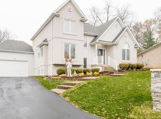 4103 Hunsinger Woods Pl, Louisville, KY 40220