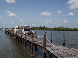 104 Island Plantation Ter APT 204, Indian River Shores, FL 32963