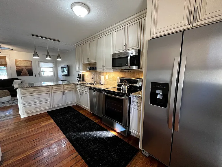 1107 Adams Ave — Photo 6