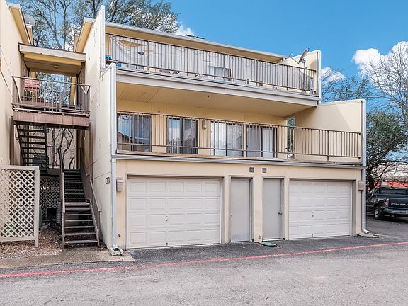 2nd image of 8642 Fredericksburg Rd APT 505