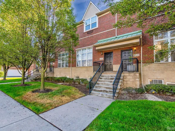 300 E Palmer St #27, Detroit, MI 48202