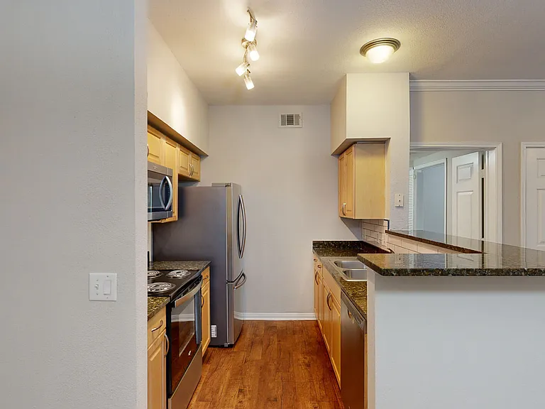 The Carriage Homes at Wyndham — Photo 44