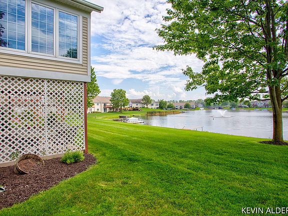 2nd image of 8902 N Clearwater Dr