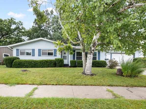 130 Clinton STREET, North Fond Du Lac, WI 54937