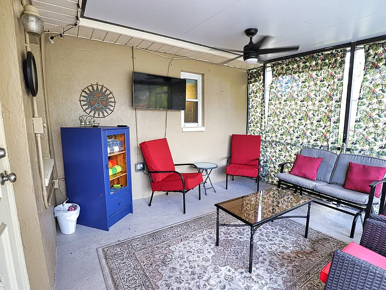 4215 Pandora Rd — Photo 31