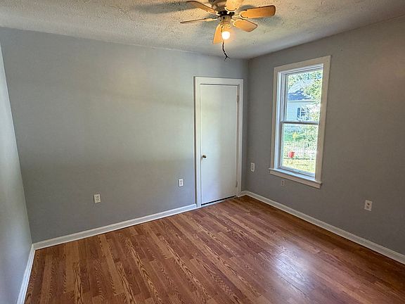4th image of 297 Main St #4