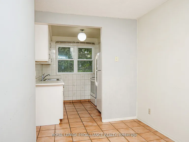 207D Park St N — Photo 26