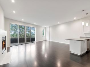 1652 N Bosworth Ave APT 2S, Chicago, IL 60642