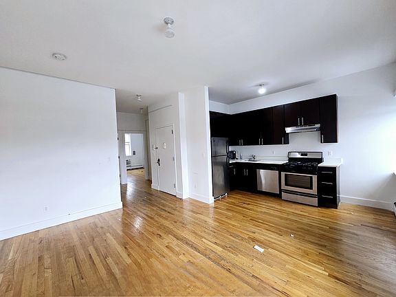 3rd image of 8513 Bay Pkwy #2R