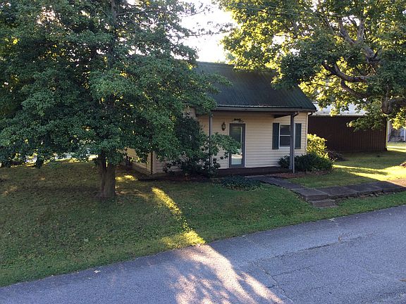 2nd image of 615 N Poplar St