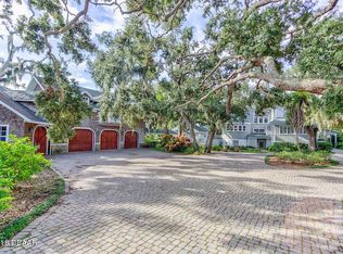 1708 S Peninsula Dr, Daytona Beach, FL 32118