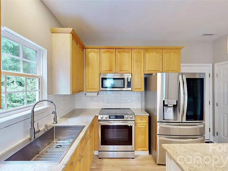 107 Stonemason Ct — Photo 13