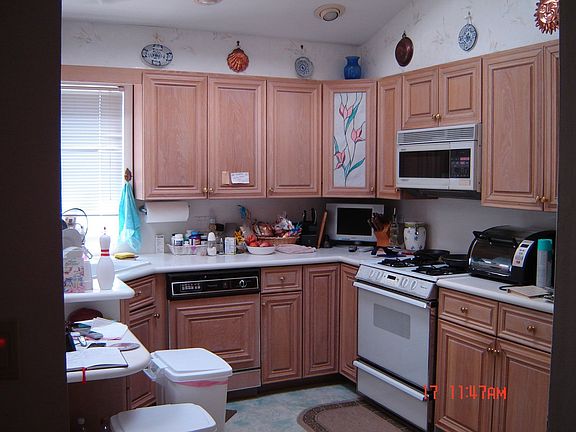 Upgrade kitchen Bleached white oak cabinets
