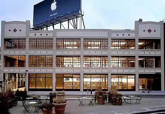 Rented by Douglas Elliman | media 26