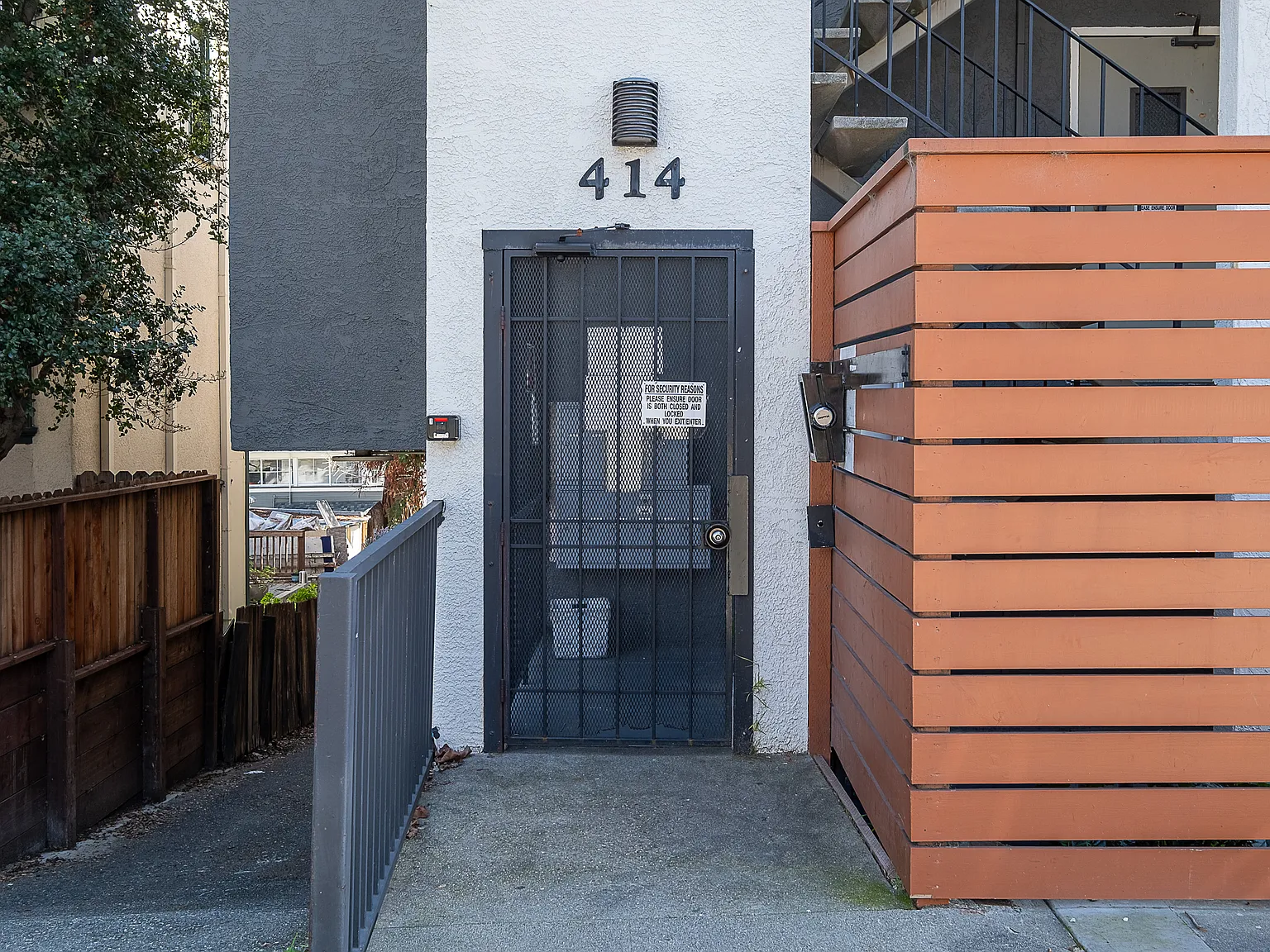 Studio, 400 sqft, $1,525 — Photo 1