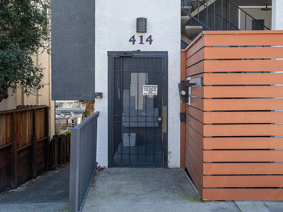 414 Fairmount Ave #102