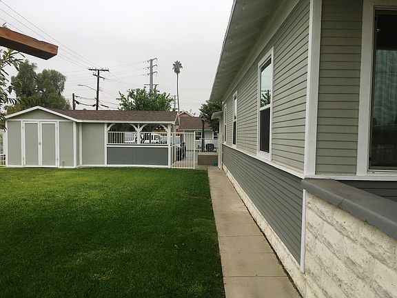 Side Yard Green Lawn