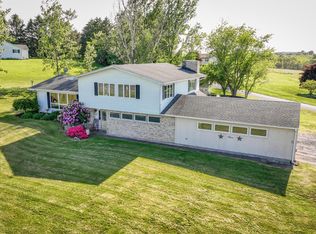 13 Todd Manor Dr, Catawissa, PA 17820