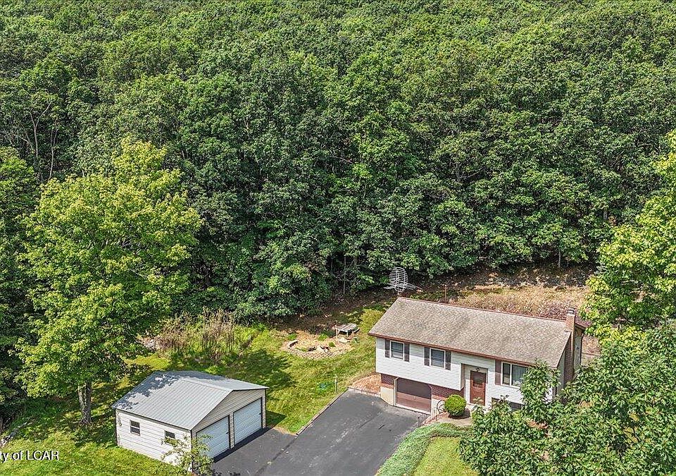 1st image of 368 Hudson Dr
