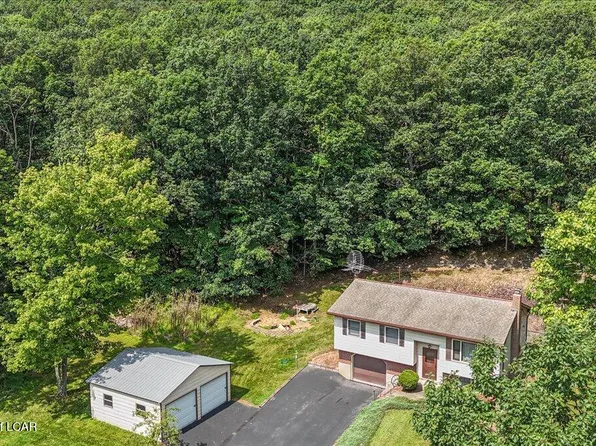 368 Hudson Dr, Weatherly, PA 18255