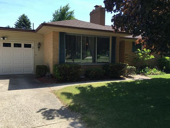 2nd image of 720 Garden St