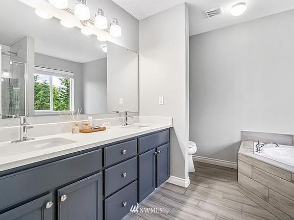 2nd image of 6834 SE 5th St