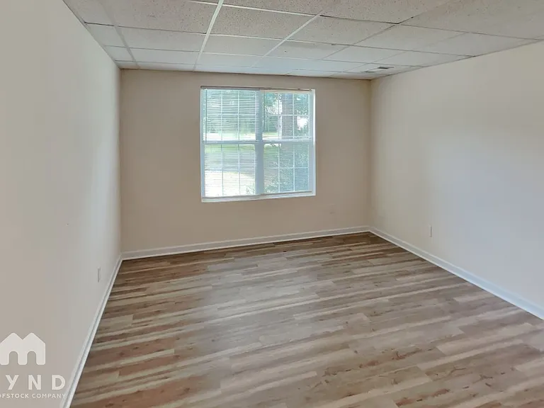 3726 James Ed Rd — Photo 9