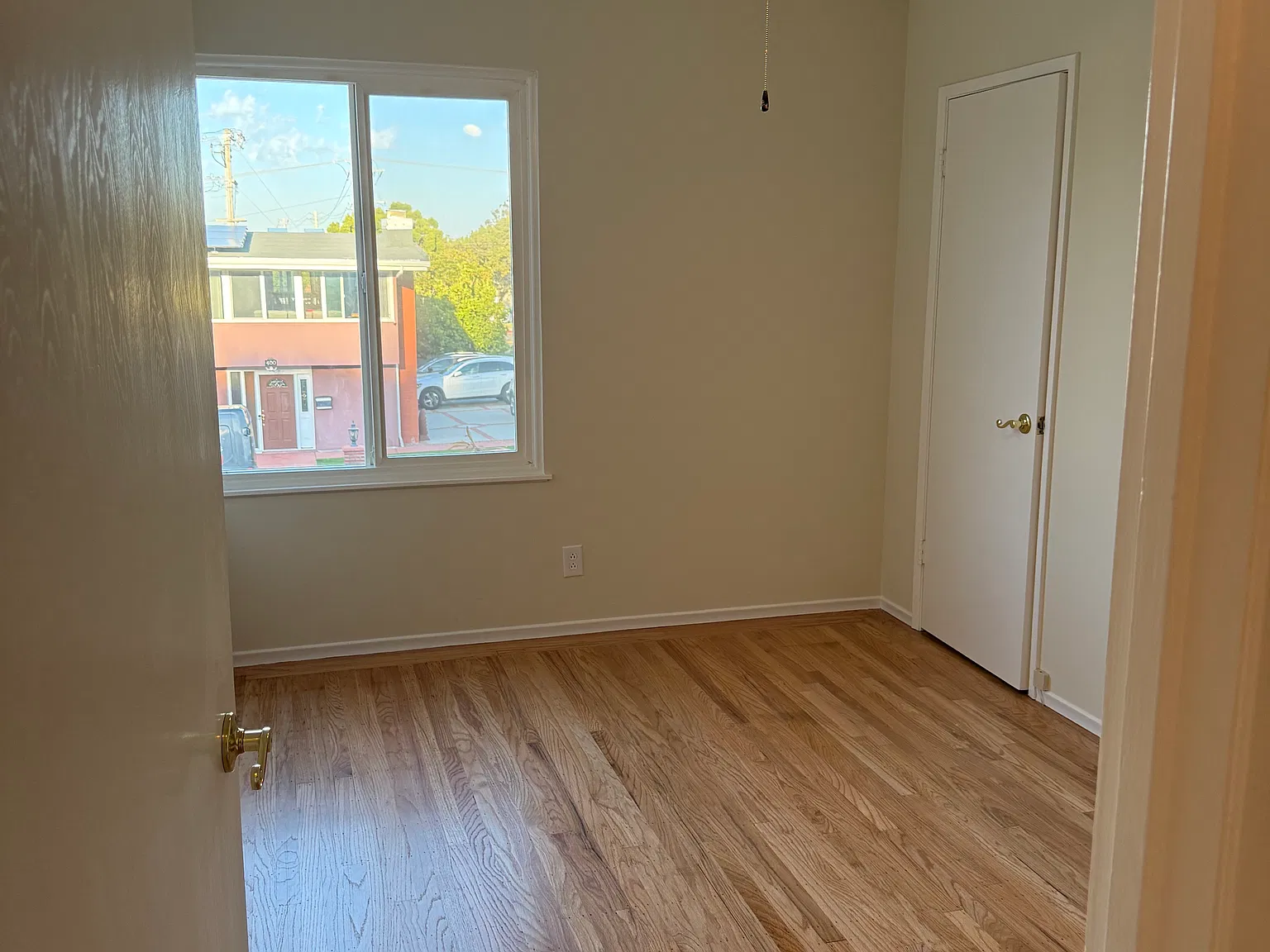 3 bed, 1210 sqft, $6,000 — Photo 4