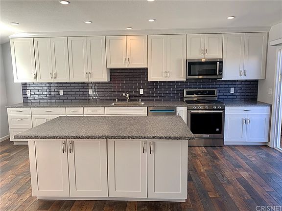 4th image of 17129 Covello St