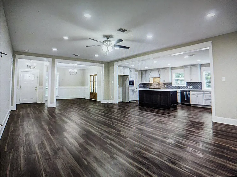 2826 Edgewood Dr — Photo 7