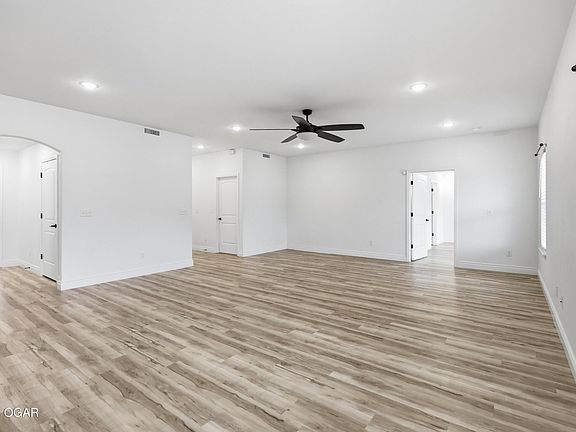 5th image of 3006 W 23rd St