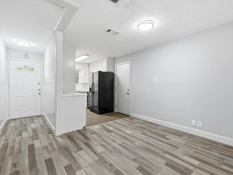 6540 Bernadine St — Photo 10